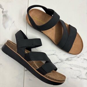 Skechers Lifted Comfort Flatform Sandal 10 Black Straps Hook Loop Cork 163252